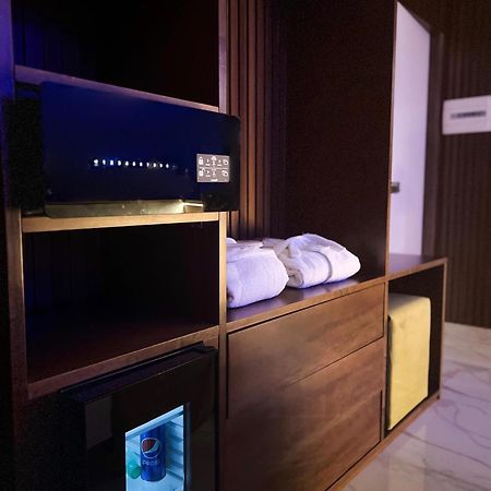 Hotel Masaniello Luxury Casoria Luaran gambar