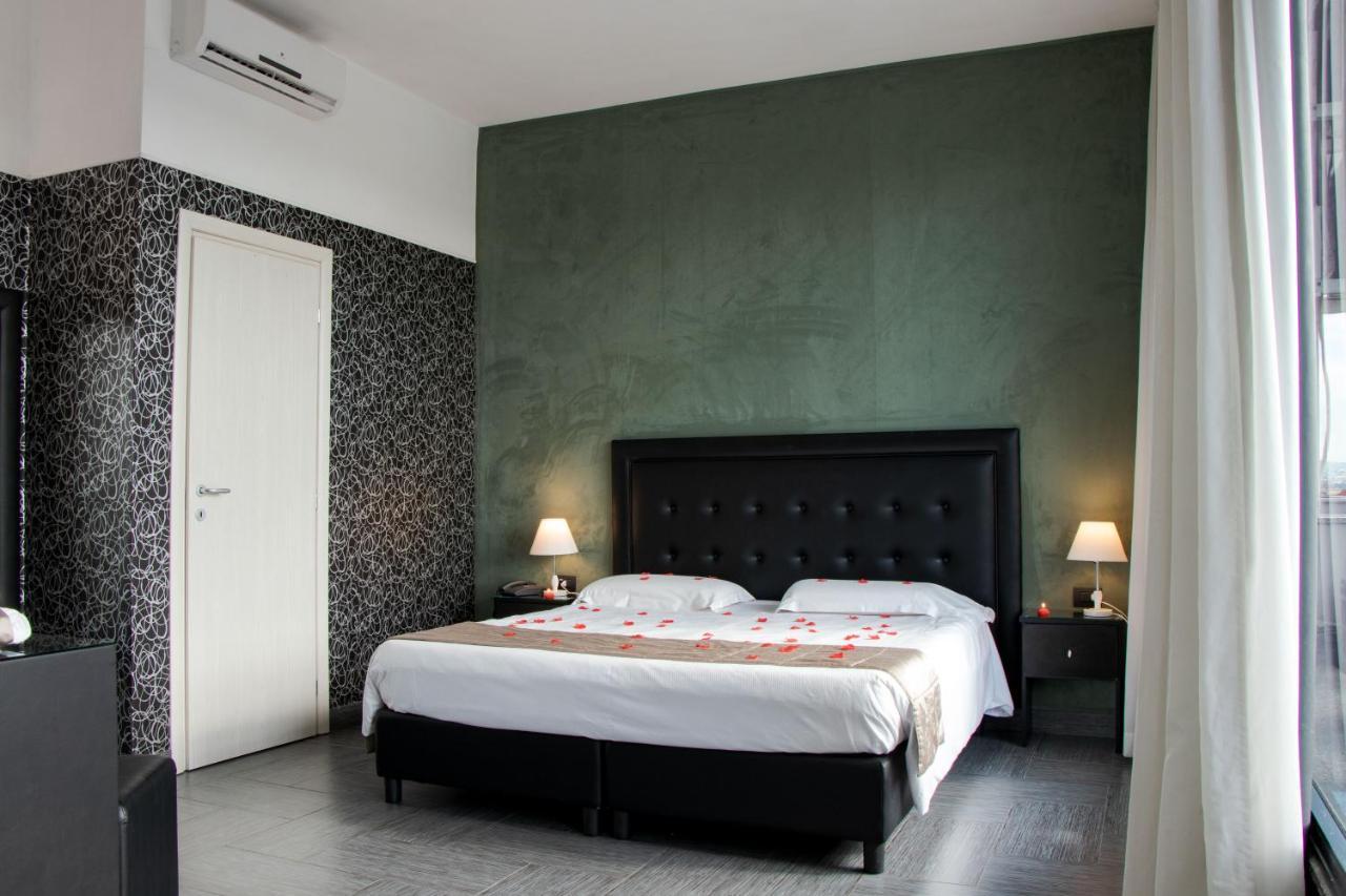 Hotel Masaniello Luxury Casoria Luaran gambar