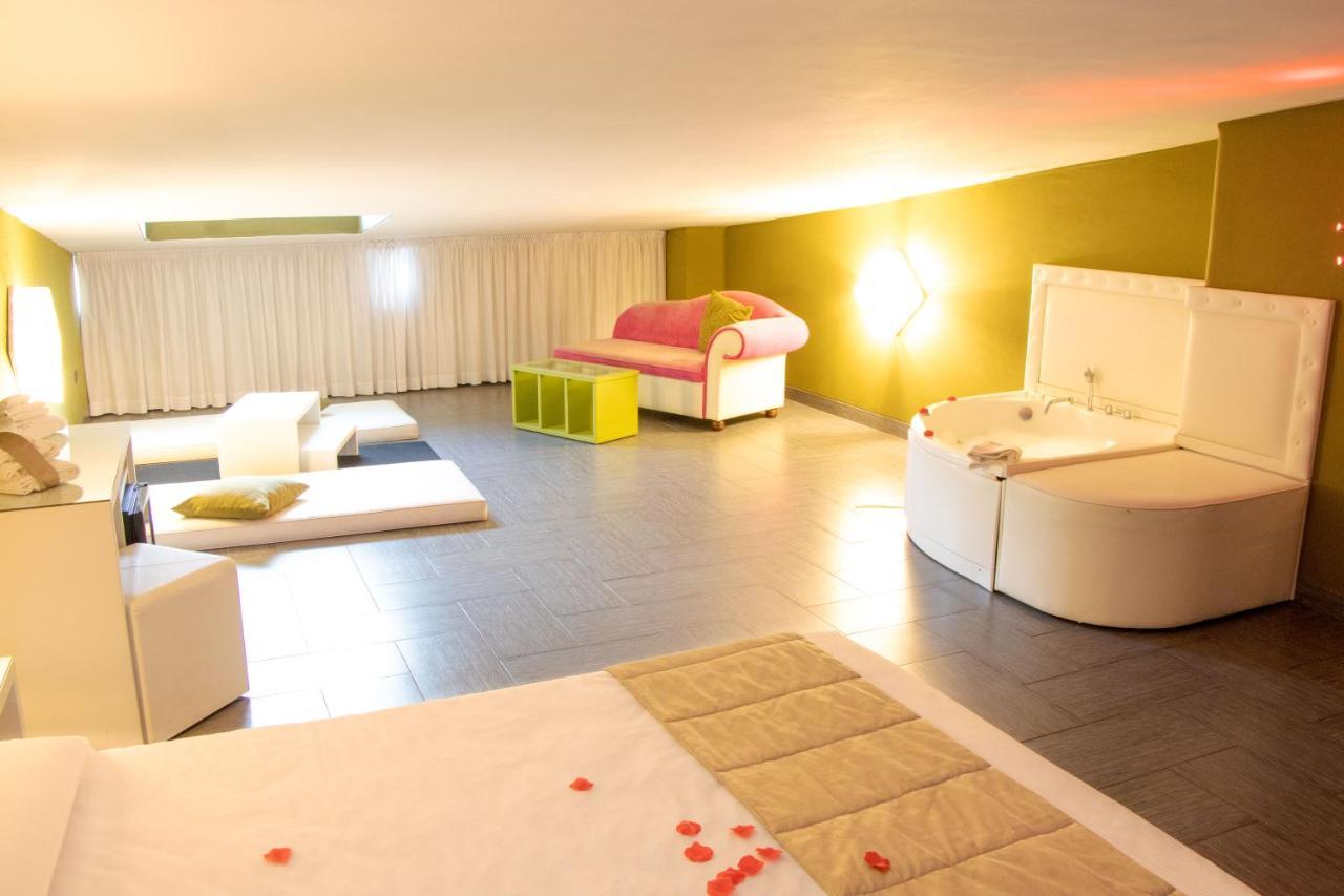 Hotel Masaniello Luxury Casoria Luaran gambar